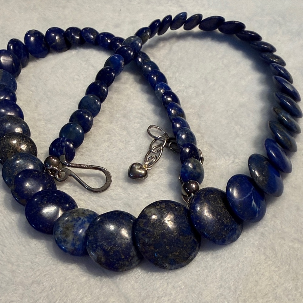 ✨✨ Jay King Lapis Lazuli Graduated Statement Necklace – Sterling Silver – (212)